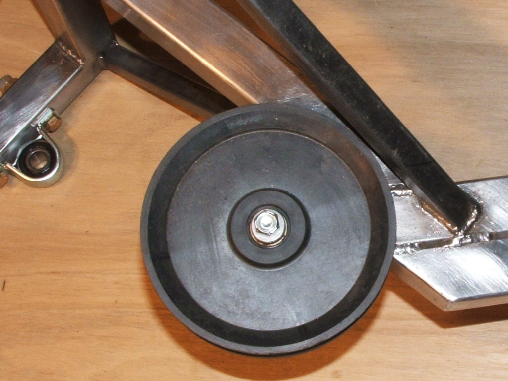 DeltaWolf Racing Trike - chain routing pulley